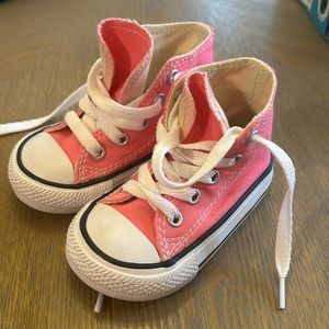 Pink converse